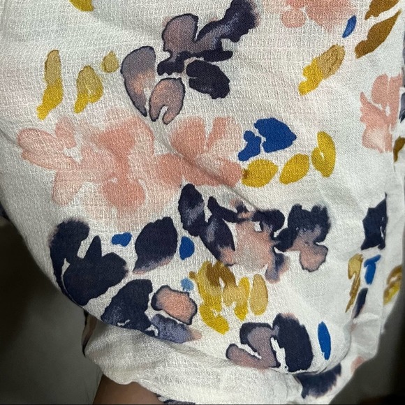 Lucky Brand White & Multicolor Floral-Print Peasant Tie Neck Crepe Blouse - Picture 10 of 16